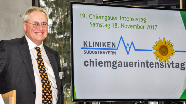 Oberarzt Dr. Martin Glaser machte am Schluss der gelungenen Veranstaltung bereits auf den Chiemgauer Intensivtag 2017 aufmerksam